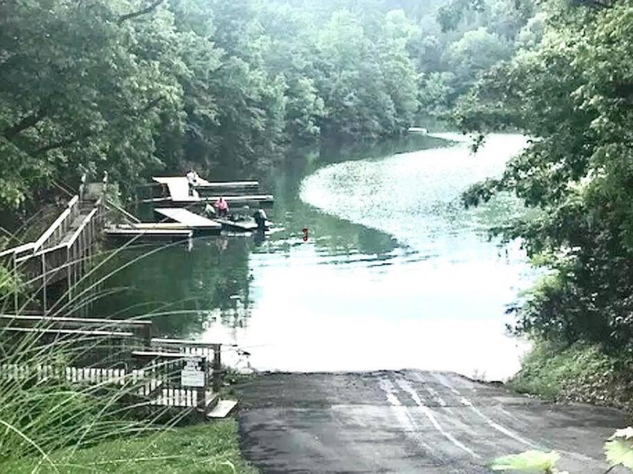Serenity, A Rustic Log Cabin Retreat Sevierville Ngoại thất bức ảnh