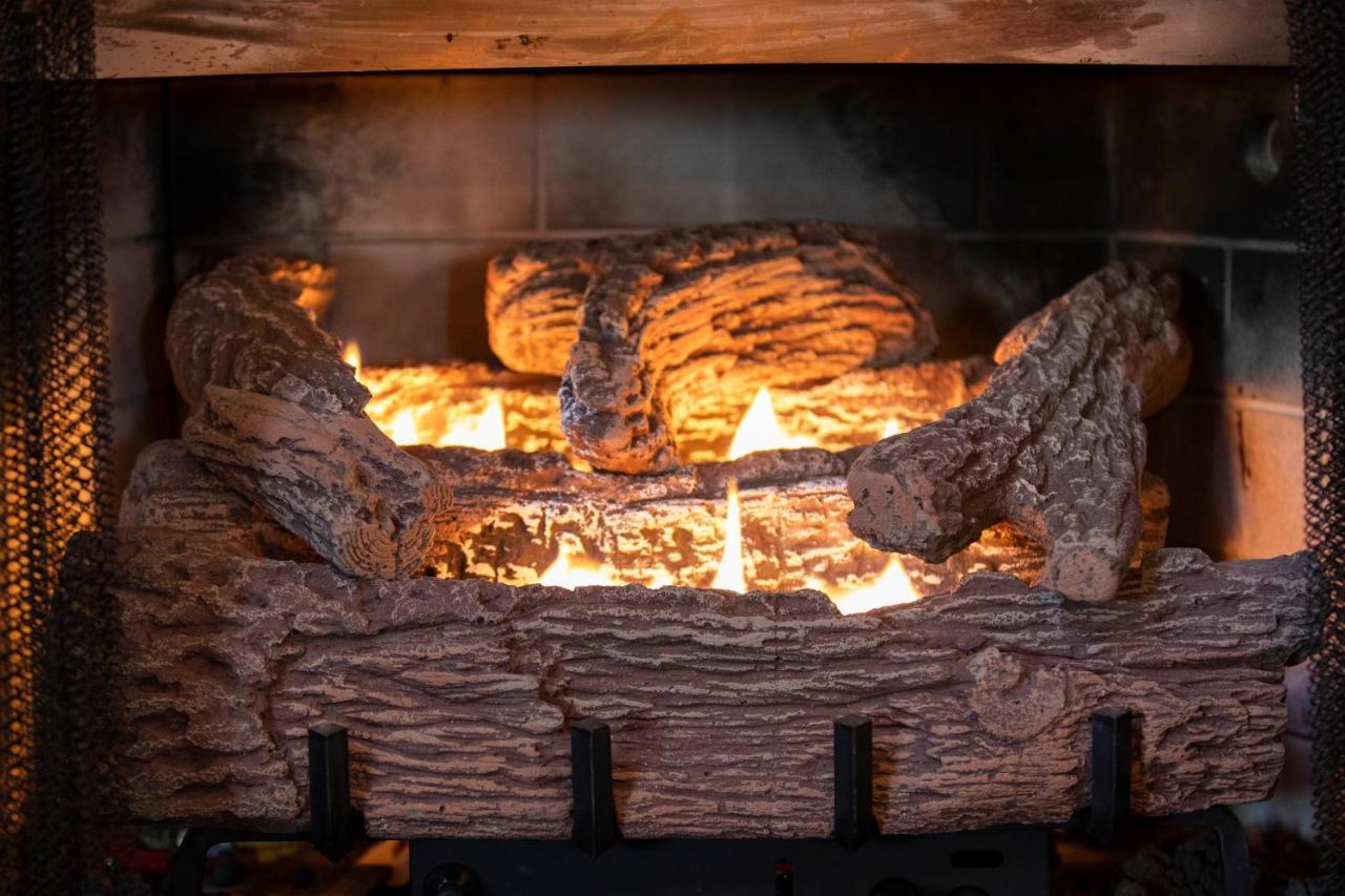 Serenity, A Rustic Log Cabin Retreat Sevierville Ngoại thất bức ảnh