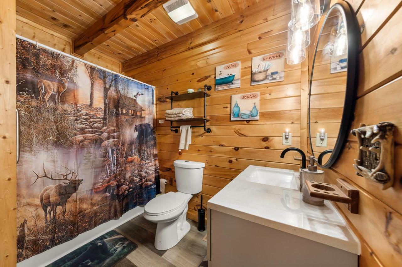 Serenity, A Rustic Log Cabin Retreat Sevierville Ngoại thất bức ảnh