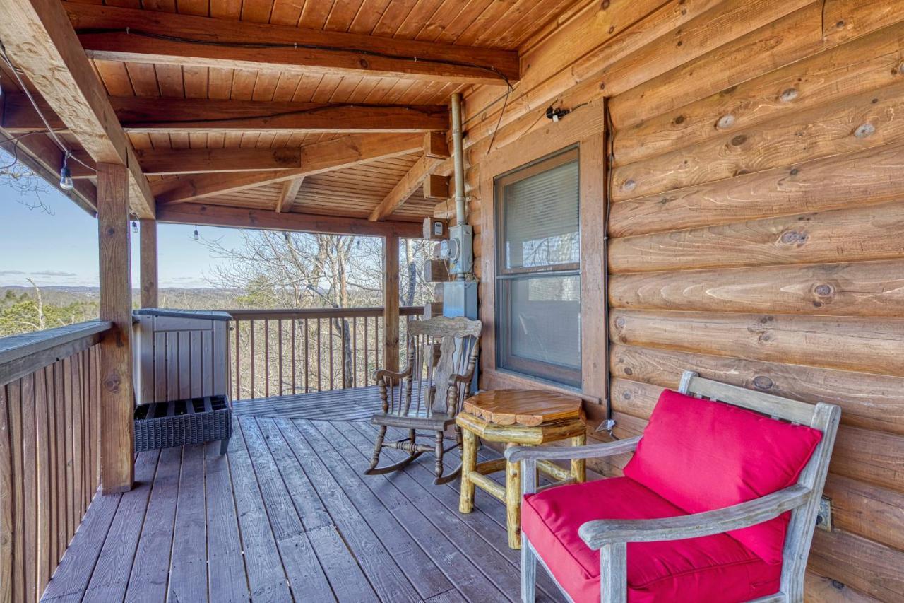 Serenity, A Rustic Log Cabin Retreat Sevierville Ngoại thất bức ảnh