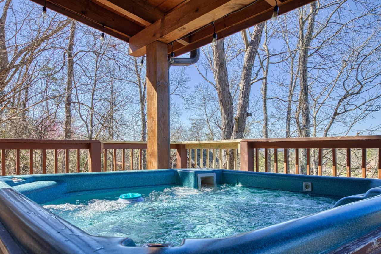 Serenity, A Rustic Log Cabin Retreat Sevierville Ngoại thất bức ảnh